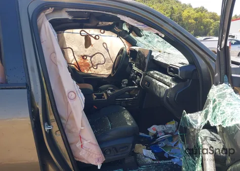 2024 Toyota Tacoma Double Cab/Sr5/Trd Sport/Trd Off Road/Ltd из США, поврежденный, VIN 3TMLB5JN3RM069502